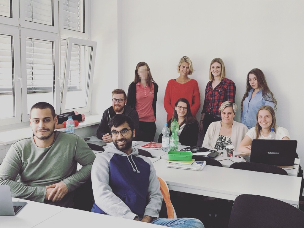 Weiteres Gruppenbild mit einem Kurs